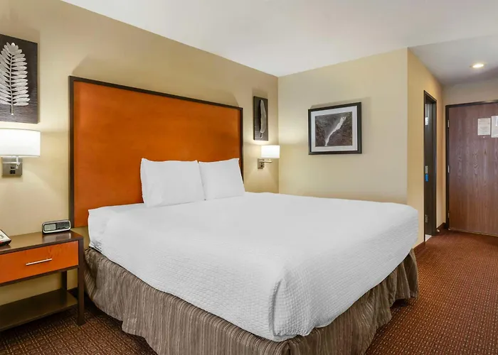 Best Western Cascade Inn & Suites